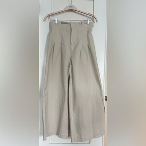 NWT Urban Outfitters Pleated High Rise Wide Leg Pants Size 6